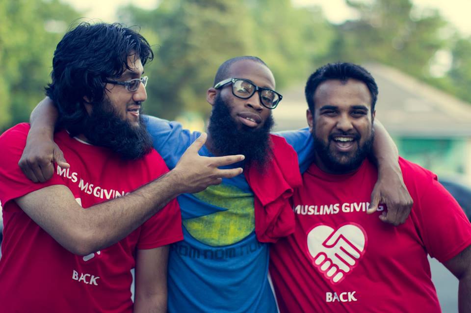 Muslims Giving Back pic