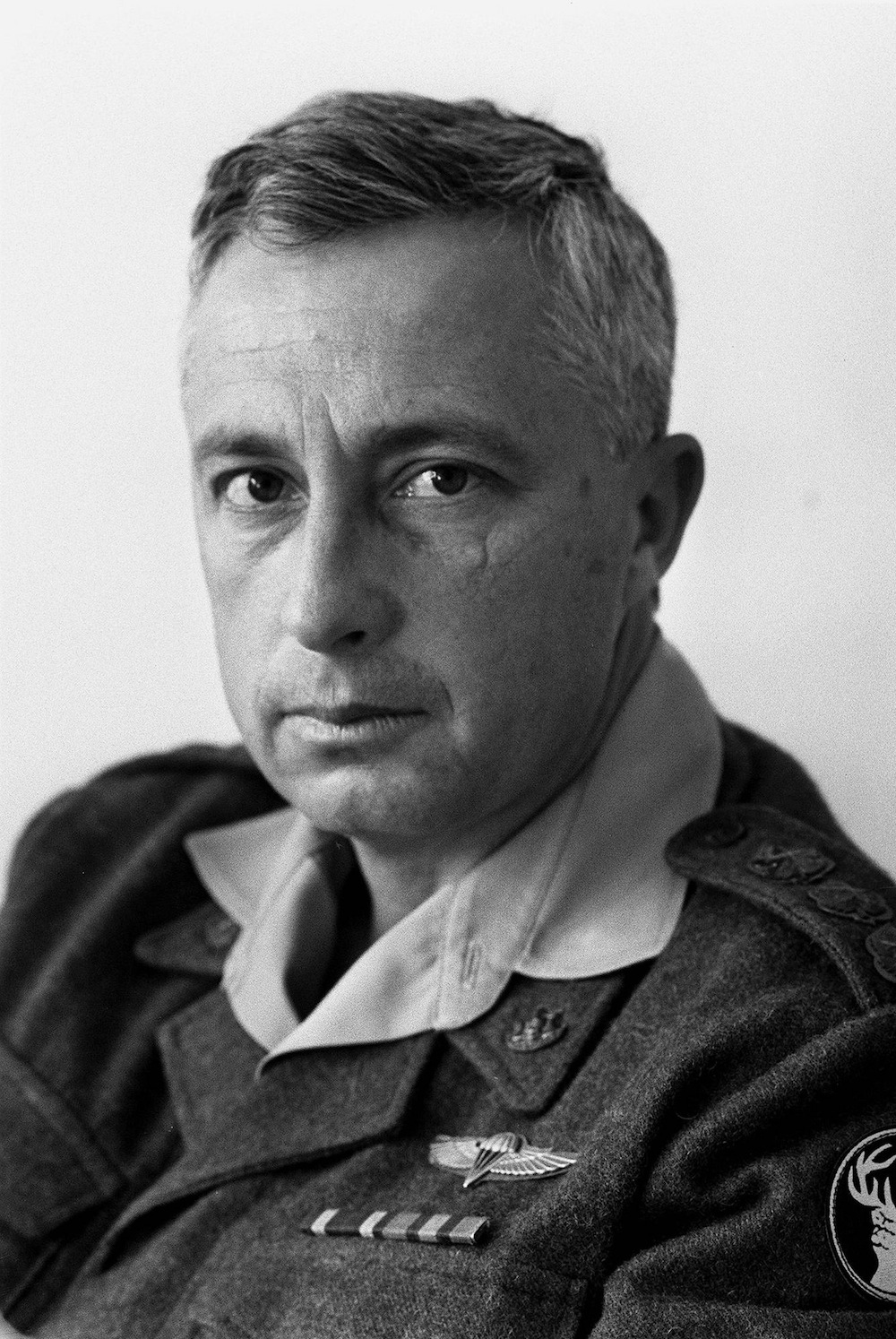 -FILE PHOTO 16FEB66- Israeli army colonel Ariel Sharon is seen in this file picture taken February 1..